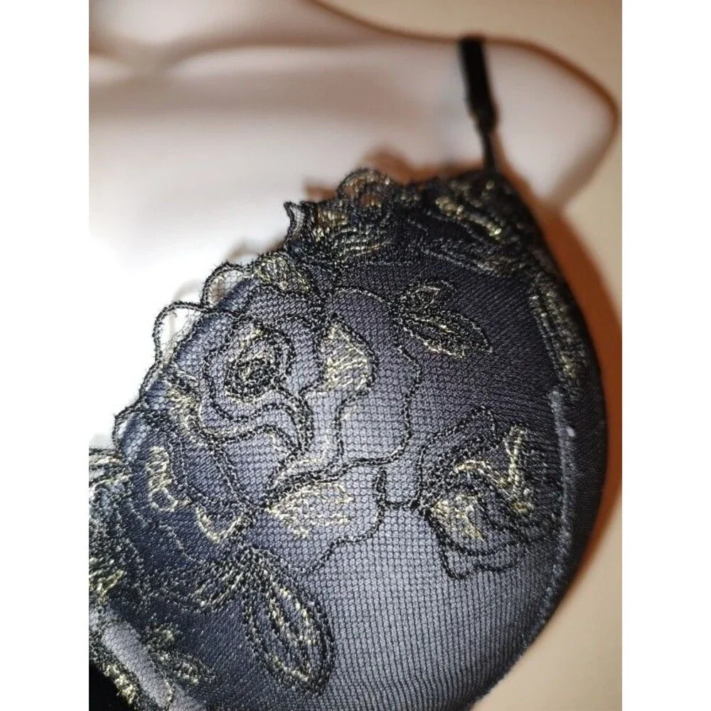 Victoria's Secret Very Sexy Black Fishnet Mesh Lace Rhinestone Straps Bra 34C